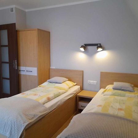 Pokoje Goscinne Budzowie Czarna Góra Exterior foto